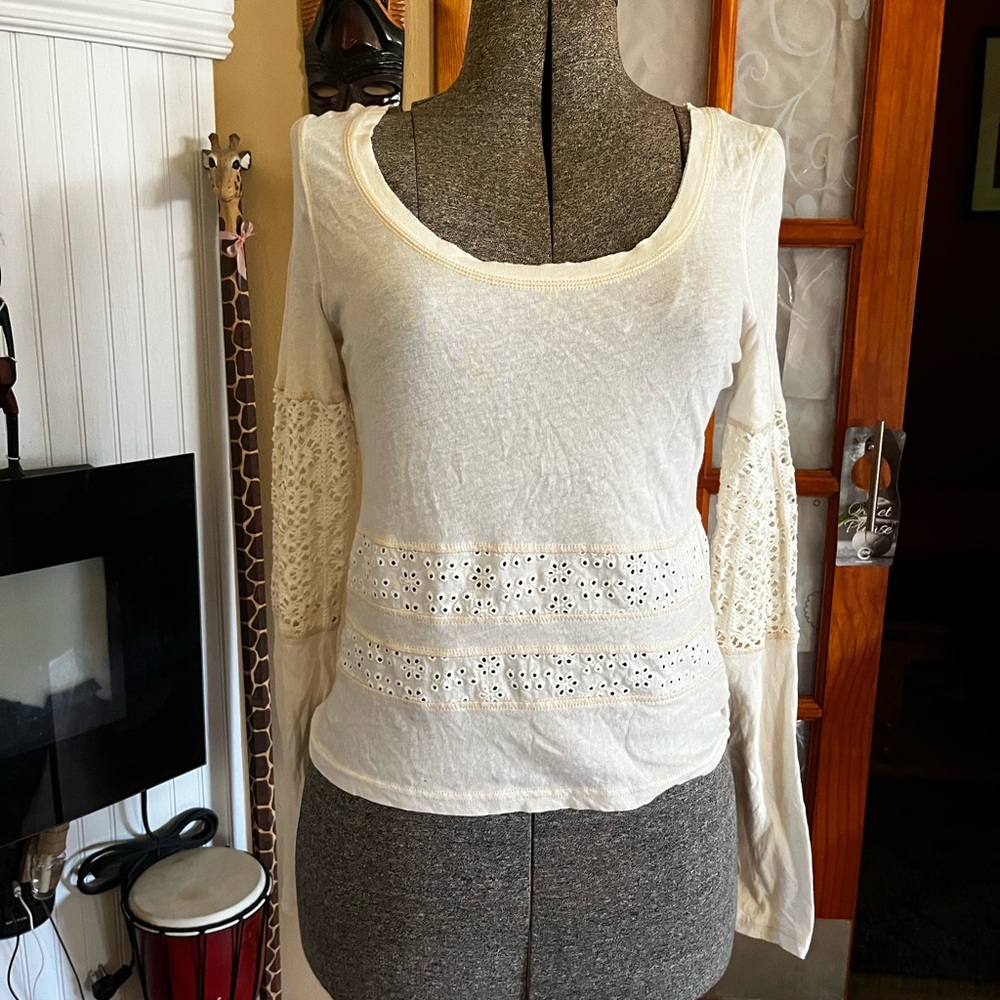 Cream colored We The Free Sz L